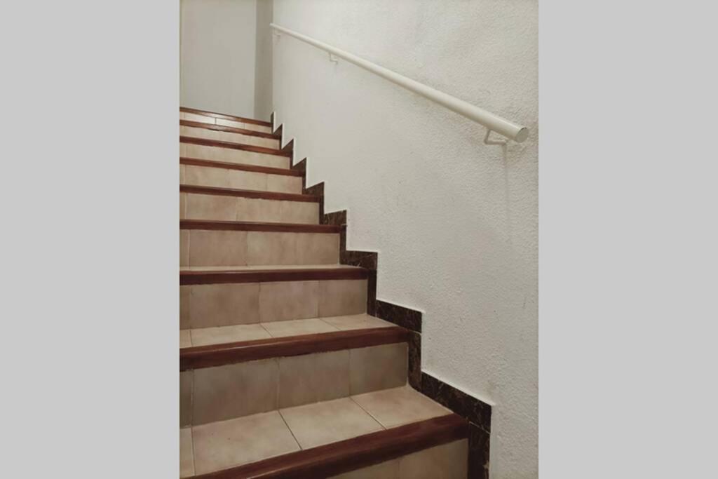 2 Bedroom Townhouse In Beautiful Gated Complex Benidorm Extérieur photo