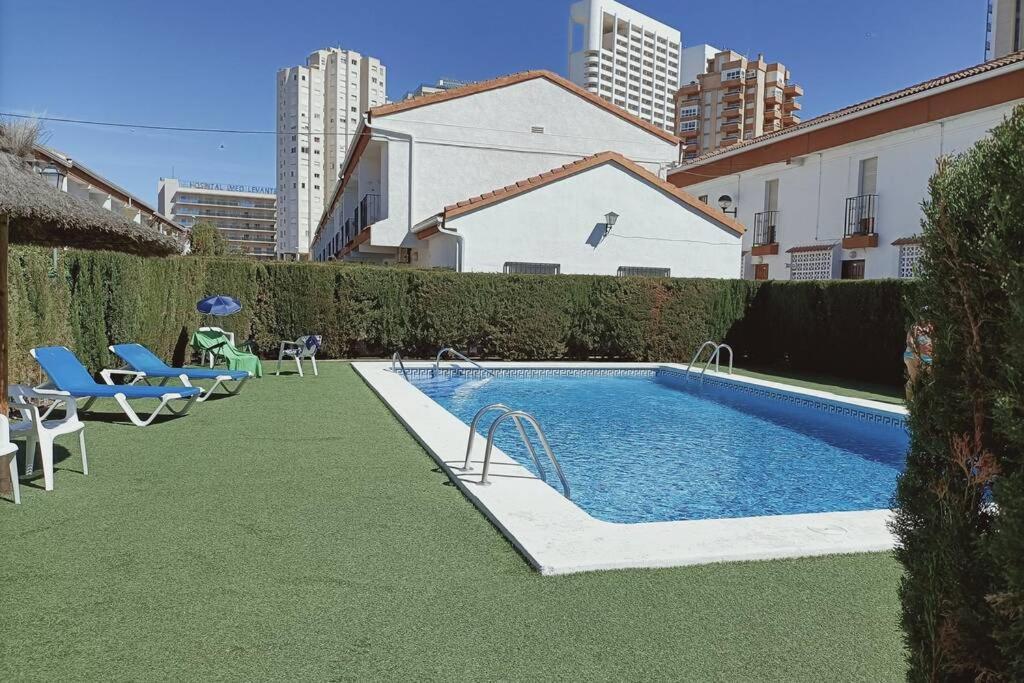2 Bedroom Townhouse In Beautiful Gated Complex Benidorm Extérieur photo