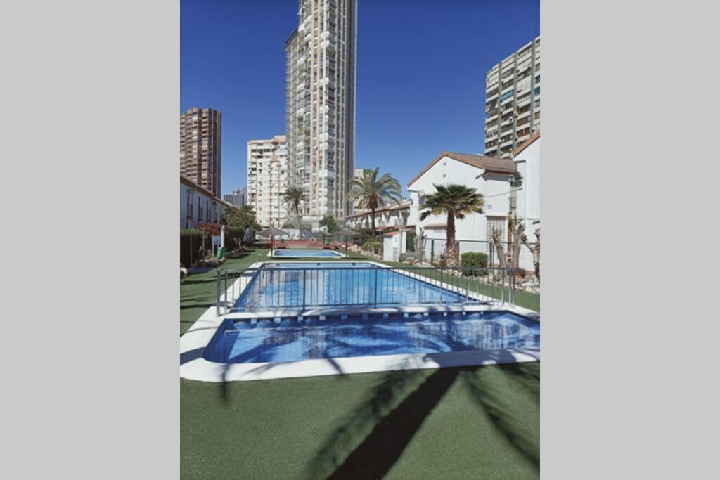 2 Bedroom Townhouse In Beautiful Gated Complex Benidorm Extérieur photo